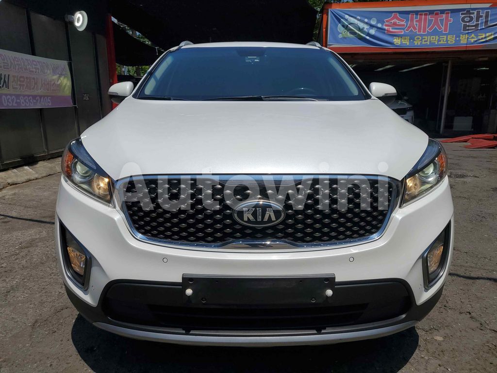 KNAPH81ABFA000807 2015 KIA  SORENTO NOBLESS S.KYE R.CAM-1