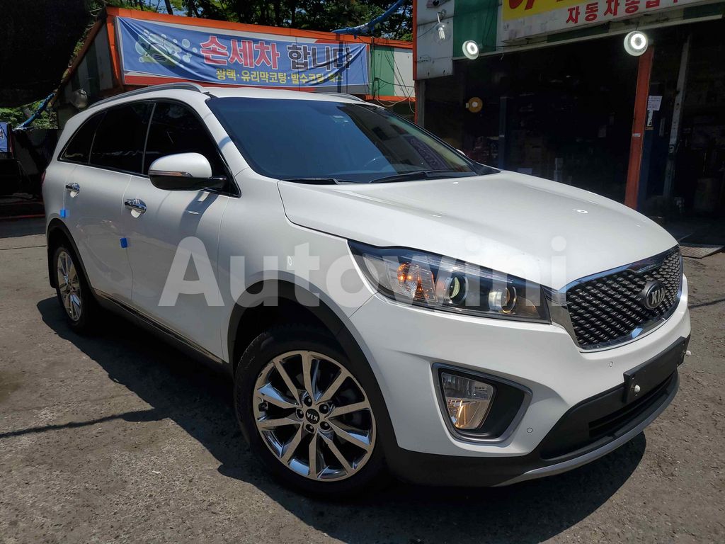 KNAPH81ABFA000807 2015 KIA  SORENTO NOBLESS S.KYE R.CAM-2