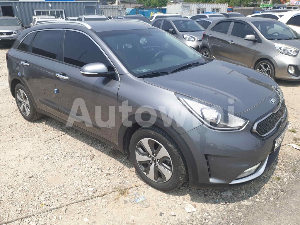 KNACA81CGJA107901 2018 KIA NIRO NO ACCIDENT NO REPAINT-0