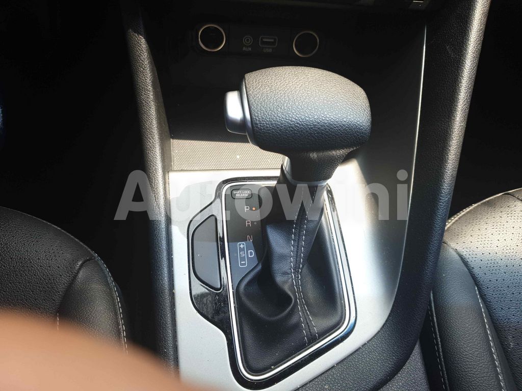 2018 KIA NIRO NO ACCIDENT NO REPAINT - 29
