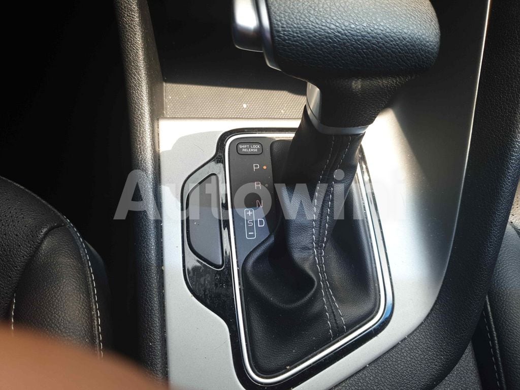 2018 KIA NIRO NO ACCIDENT NO REPAINT - 30