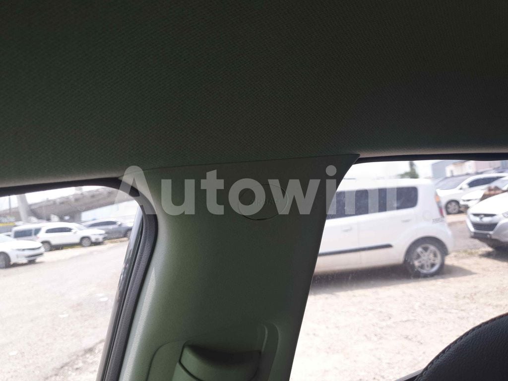 2018 KIA NIRO NO ACCIDENT NO REPAINT - 35