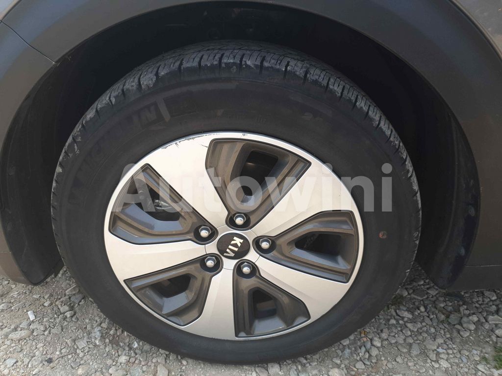 2018 KIA NIRO NO ACCIDENT NO REPAINT - 41