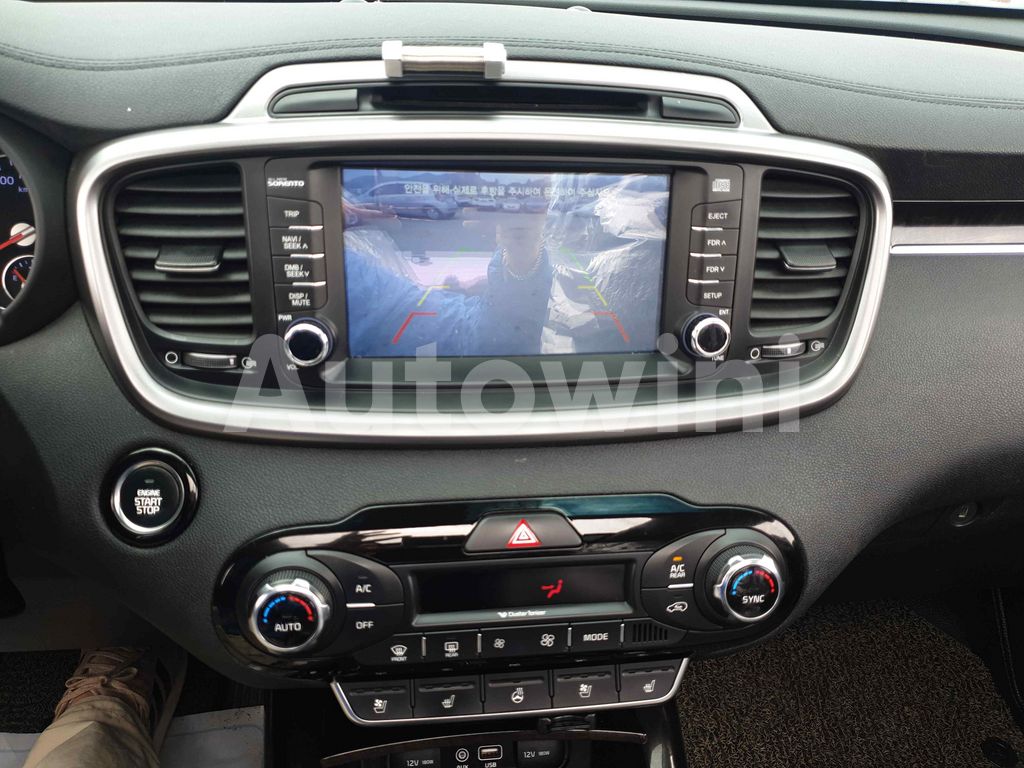 2015 KIA  SORENTO NO ACCIDENT* NO CHANGE* - 23