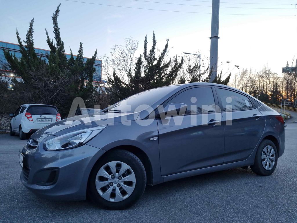 2017 HYUNDAI ACCENT  SMART NO ACCIDENT - 7