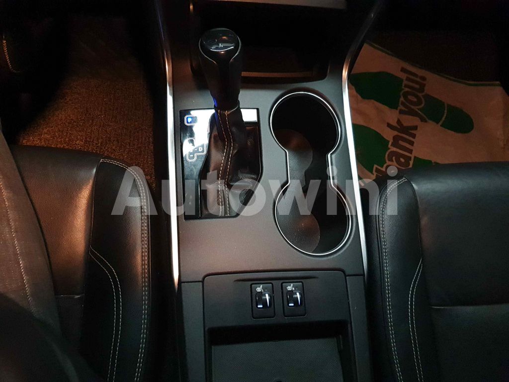 2015 TOYOTA  CAMRY XLE - 9