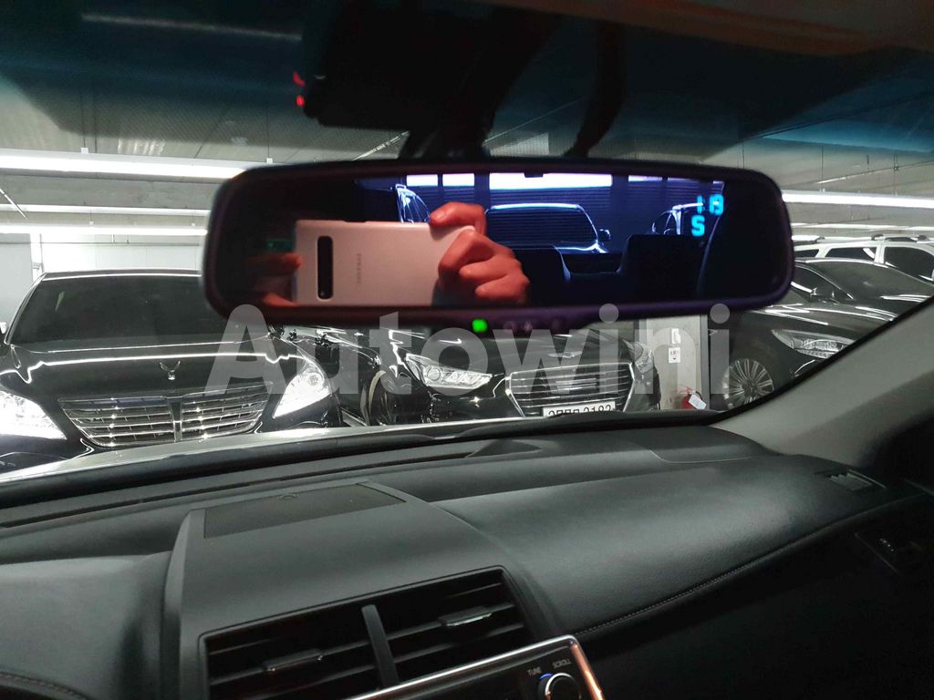 2015 TOYOTA  CAMRY XLE - 45