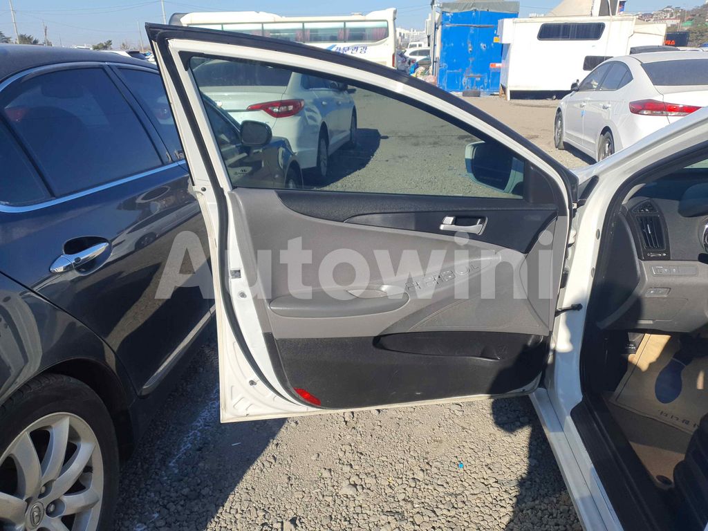 2013 HYUNDAI YF SONATA PRIME - 13