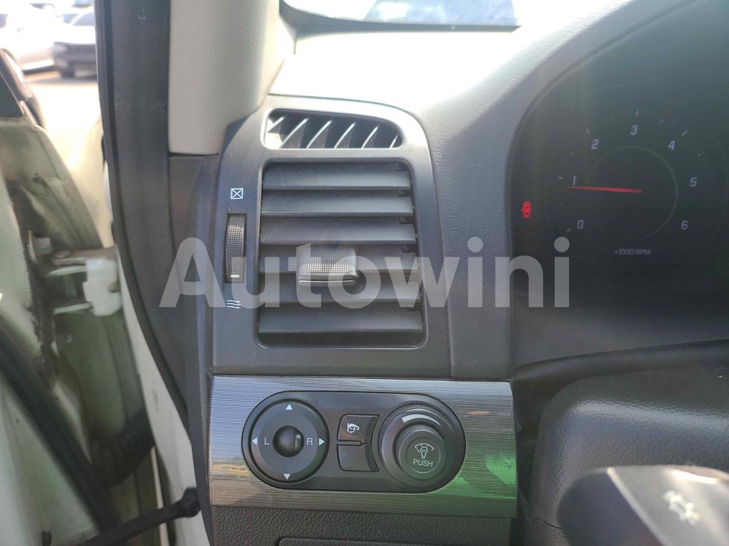 2010 GM DAEWOO (CHEVROLET) WINSTORM SUNROOF*7SEATS*NAVI*NO ACCIDENT - 21