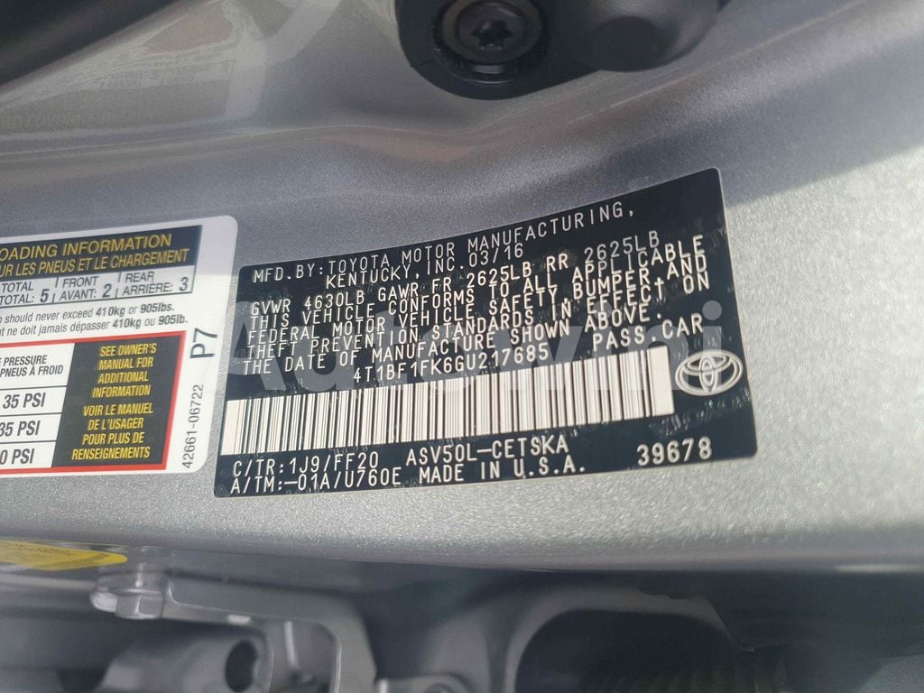 2016 TOYOTA  CAMRY SE - 13