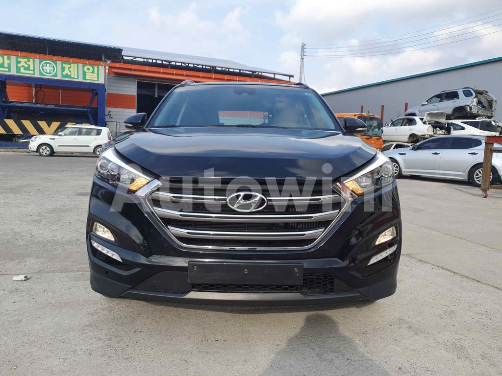 KMHJ581ADFU222363   ?RE-CARVED VIN NUMBER  BUYERS NEED TO CHECK IF RE-CARVED VIN NUMBERS ARE ALLOWED IN THEIR COUNTRY TO AVOID CUSTOMS ISSUES BEFORE BOOKING. 2015 HYUNDAI  TUCSON TUCSON TL 4*4 AUTO PARKING PANORAMIC-1