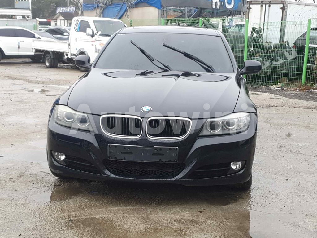 WBAPG5504ANM63003   ?RE-CARVED VIN NUMBER  BUYERS NEED TO CHECK IF RE-CARVED VIN NUMBERS ARE ALLOWED IN THEIR COUNTRY TO AVOID CUSTOMS ISSUES BEFORE BOOKING. 2010 BMW 3 SERIES E90  320IA-1