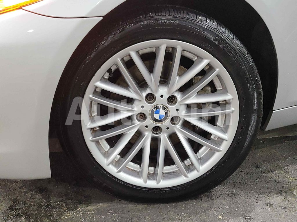 WBAFW1101DD262280   ?RE-CARVED VIN NUMBER  BUYERS NEED TO CHECK IF RE-CARVED VIN NUMBERS ARE ALLOWED IN THEIR COUNTRY TO AVOID CUSTOMS ISSUES BEFORE BOOKING. 2013 BMW 5 SERIES F10  520D XDRIVE-3
